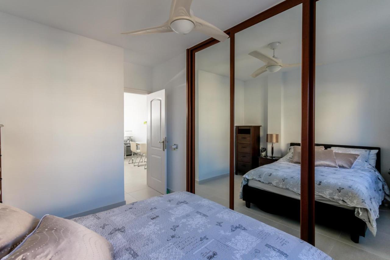 Golf View Apartment - Stunning Ocean View Golf Del Sur San Miguel de Abona Luaran gambar